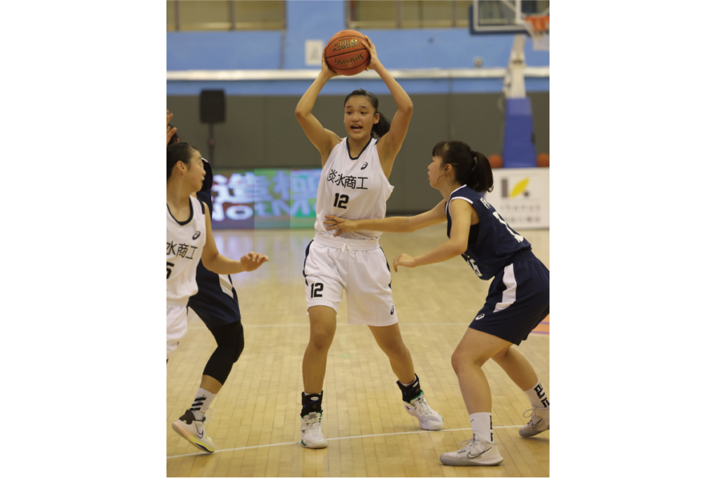 淡商中鋒蕭豫玟在9月上旬榮獲U18亞洲青年女子籃球錦標賽最佳五人之一，她希望把U18的經驗帶給大家，本季HBL朝三連后目標前進